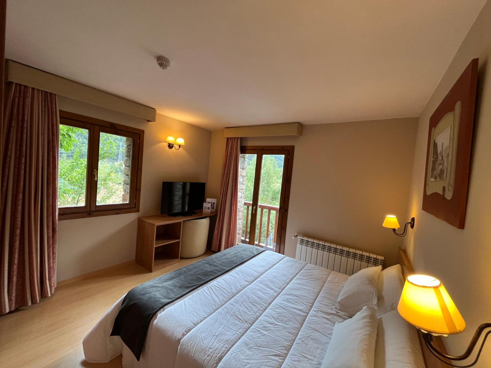 Wuau! Hotel Segle XX Ransol Kültér fotó